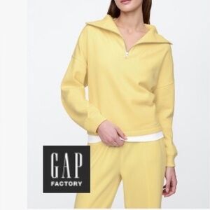 GAP Yellow Crew Neck Sweater
